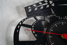 Load image into Gallery viewer, Wanduhr aus echter Schallplatte – Retro Design - Kino - Cinema – Vinyl Uhr